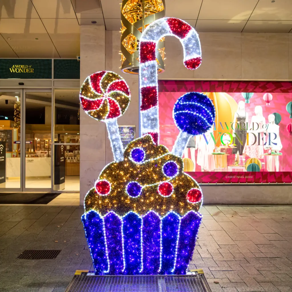 commercial christmas decor
